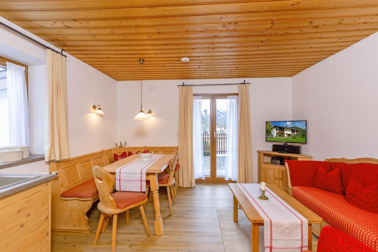 Gaestehaus Menkenbauer Ruhpolding Exterior photo