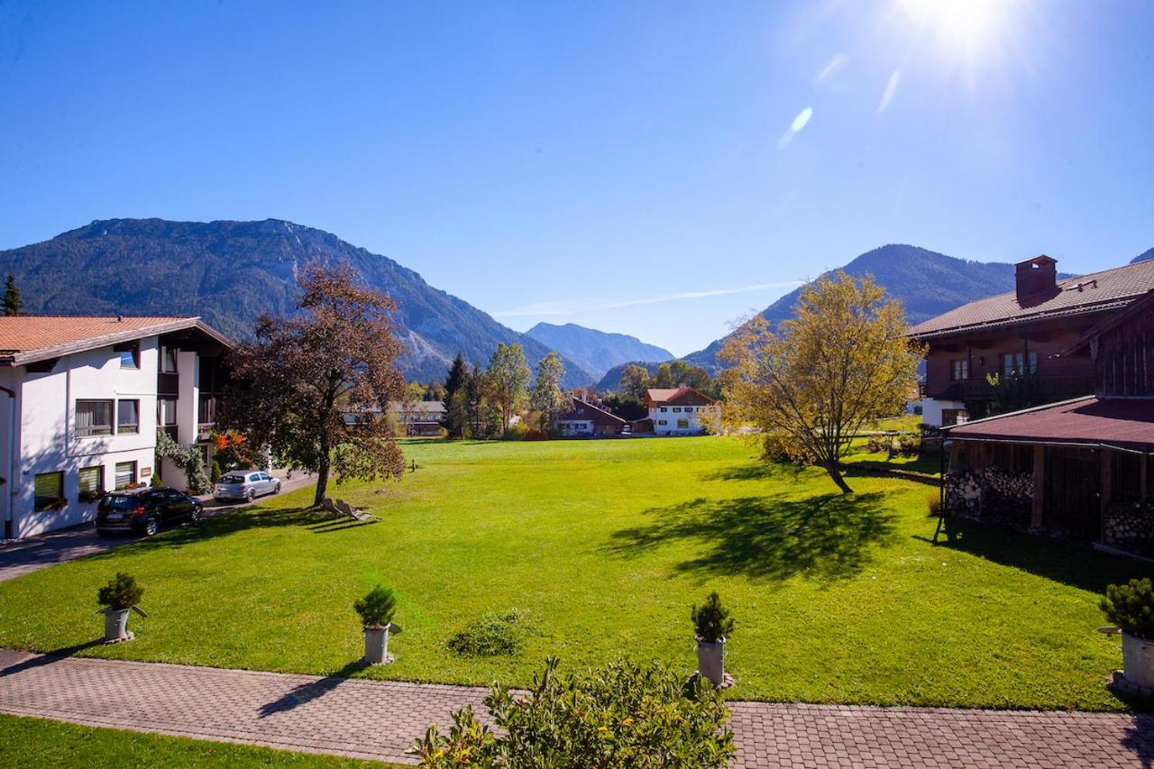 Gaestehaus Menkenbauer Ruhpolding Exterior photo